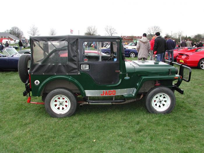 Jago Automotive - Jago Jeep. Side profile with weather gear