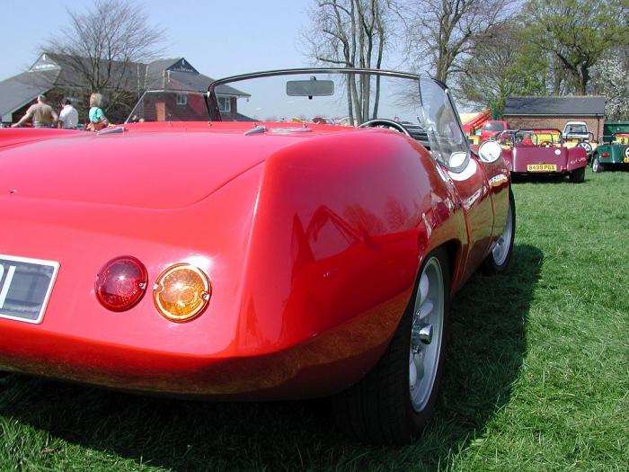Elva Cars - Courier. Great lines